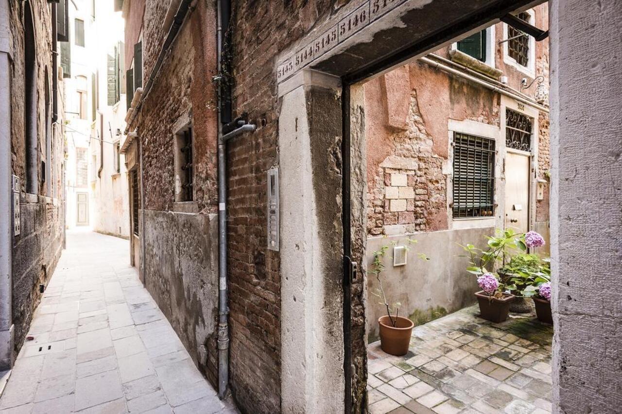 Myplace Santa Maria Formosa Apartment Venezia Esterno foto