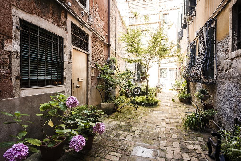 Myplace Santa Maria Formosa Apartment Venezia Esterno foto